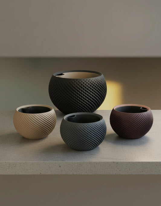 Sfera – sochársky kvetináč s geometrickým reliéfom