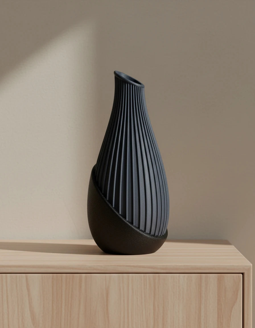 pinn • vase