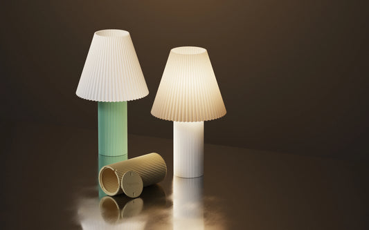Pleated Light – plisovaná stolová lampa pre IKEA STRALA