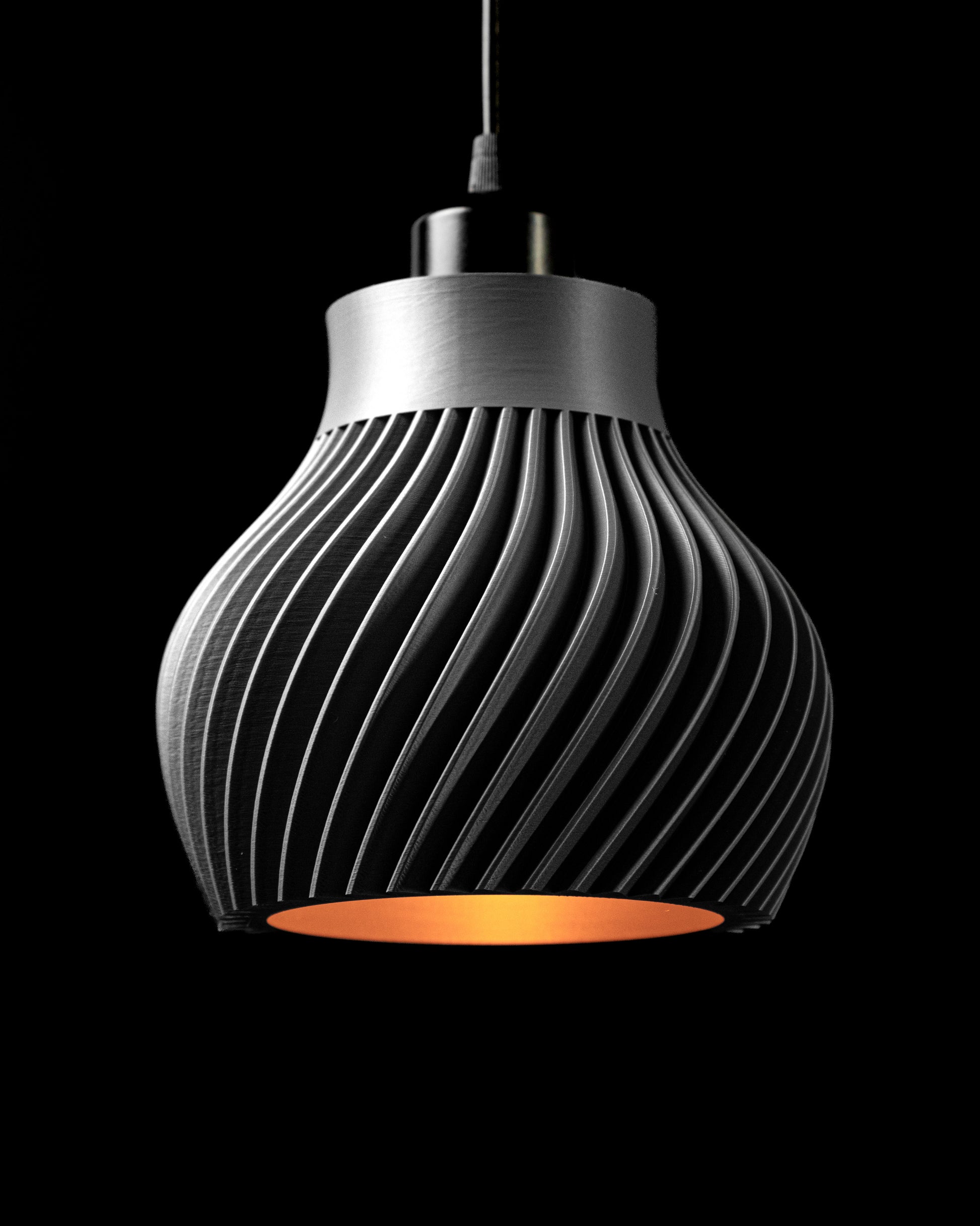 Závesná lampa Ridged