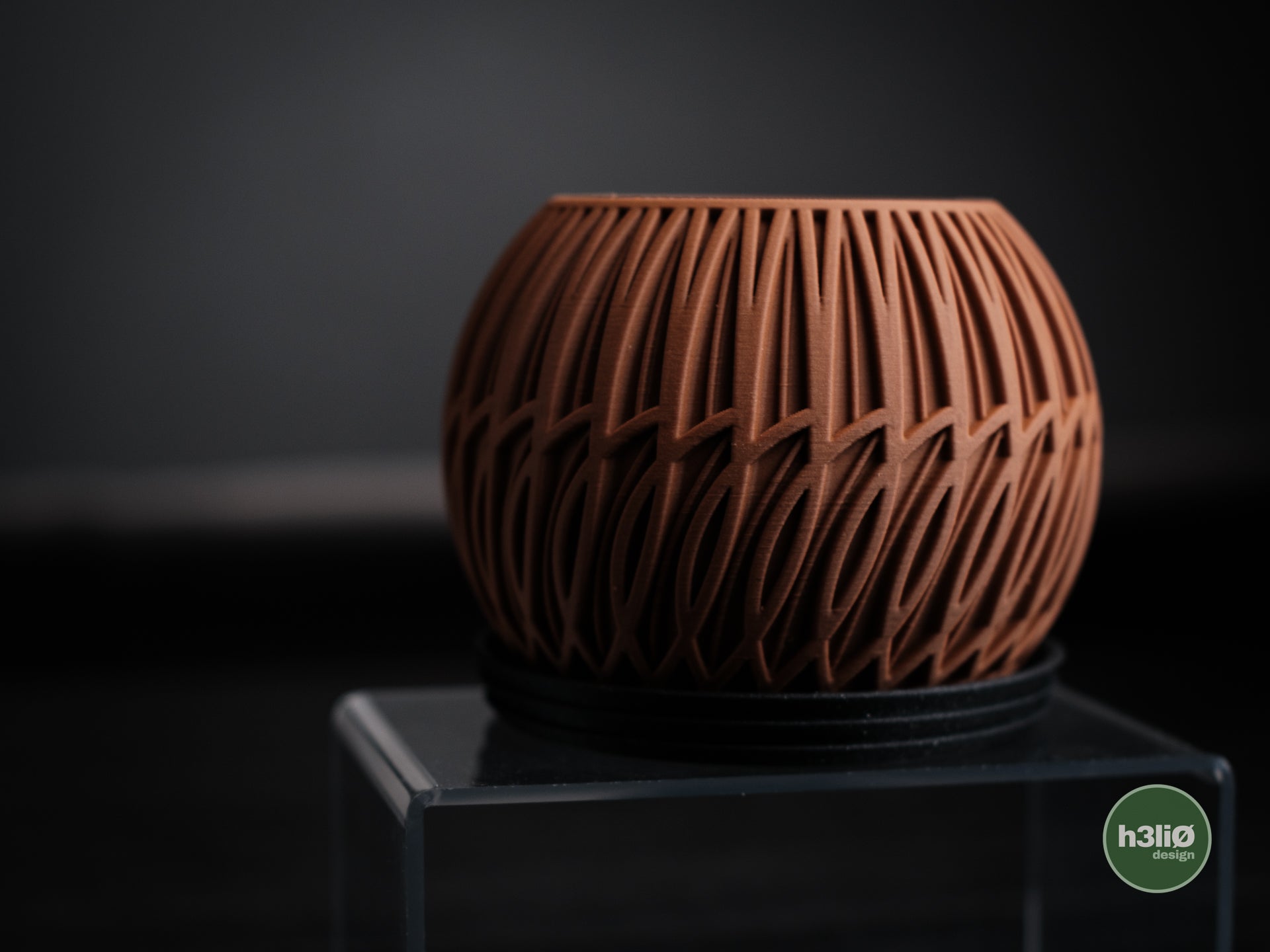 lumen • planter