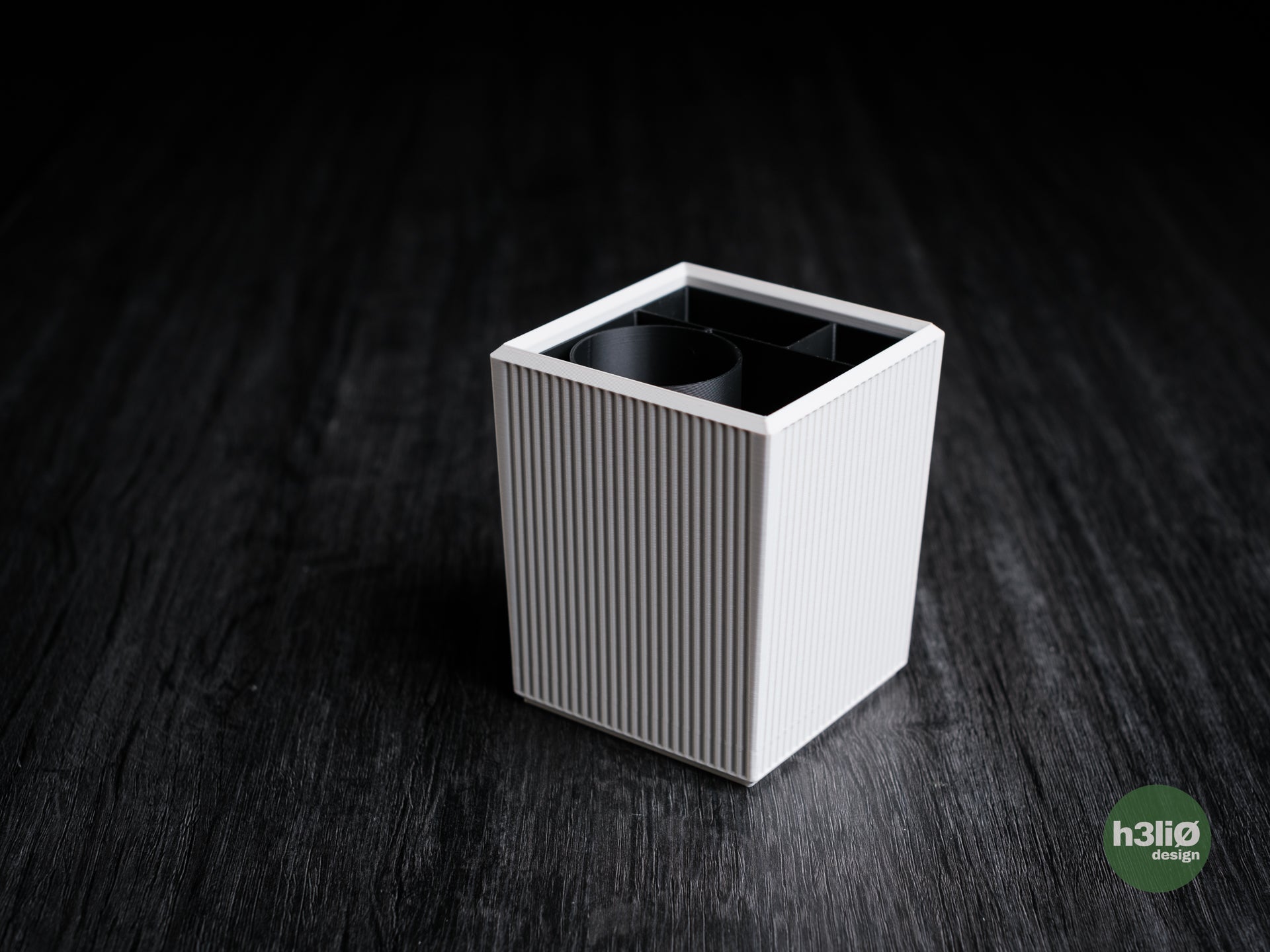 clarit • pen holder