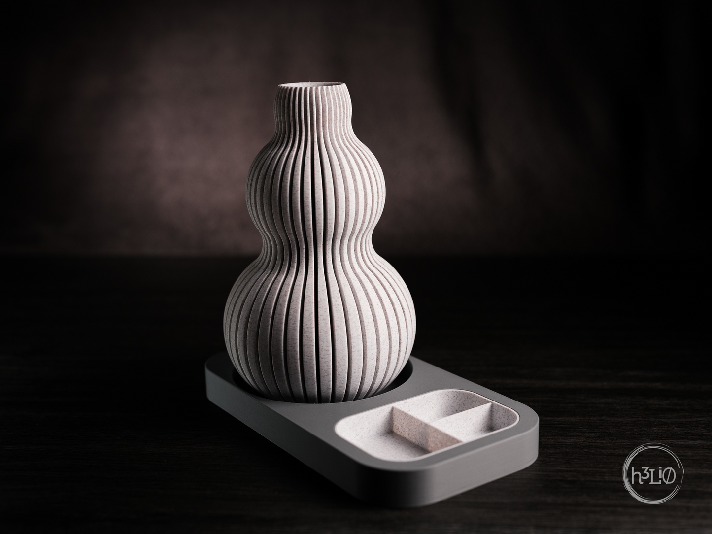 nimbus · vase