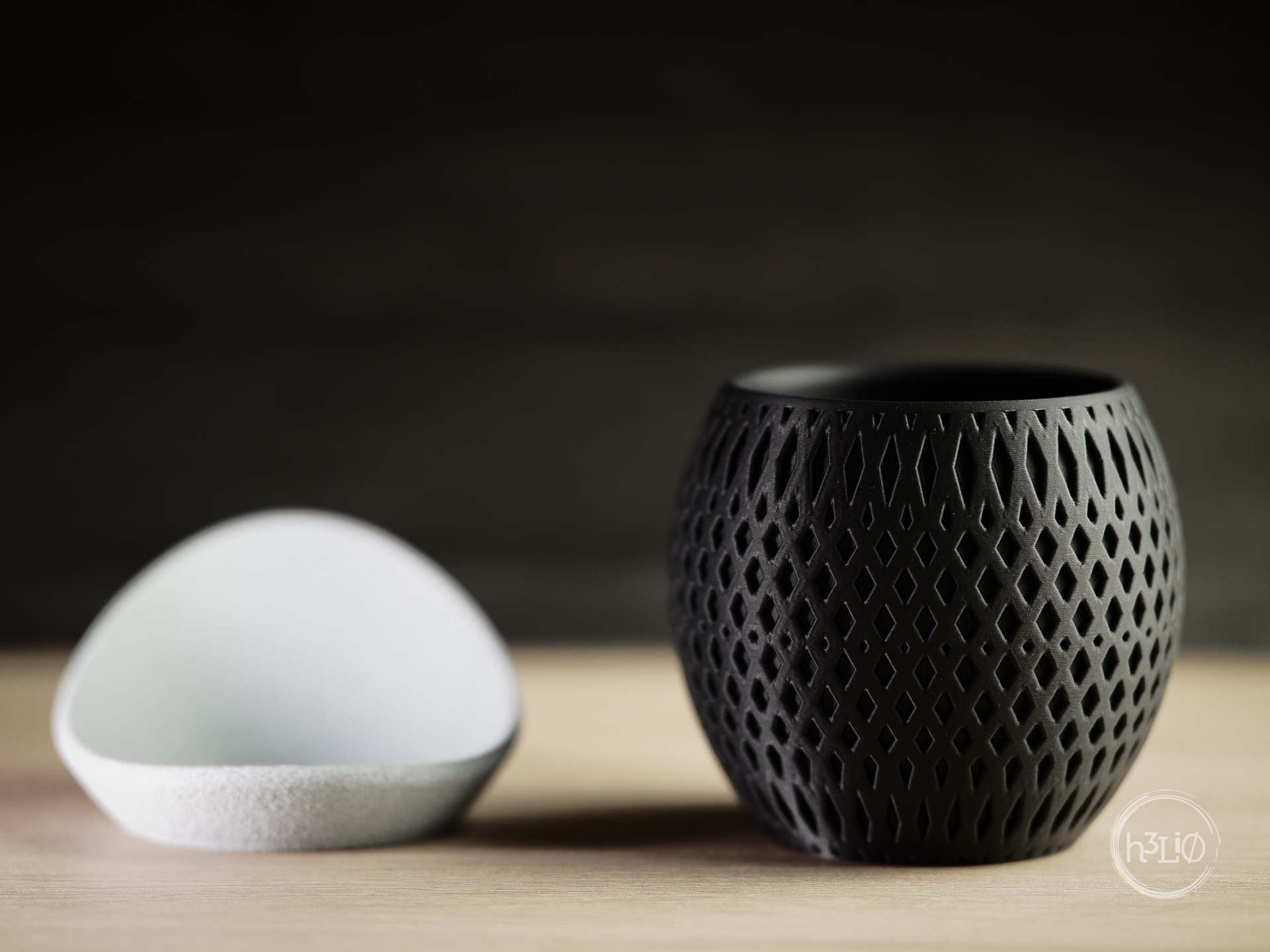 vertex · planter with wrap around plate