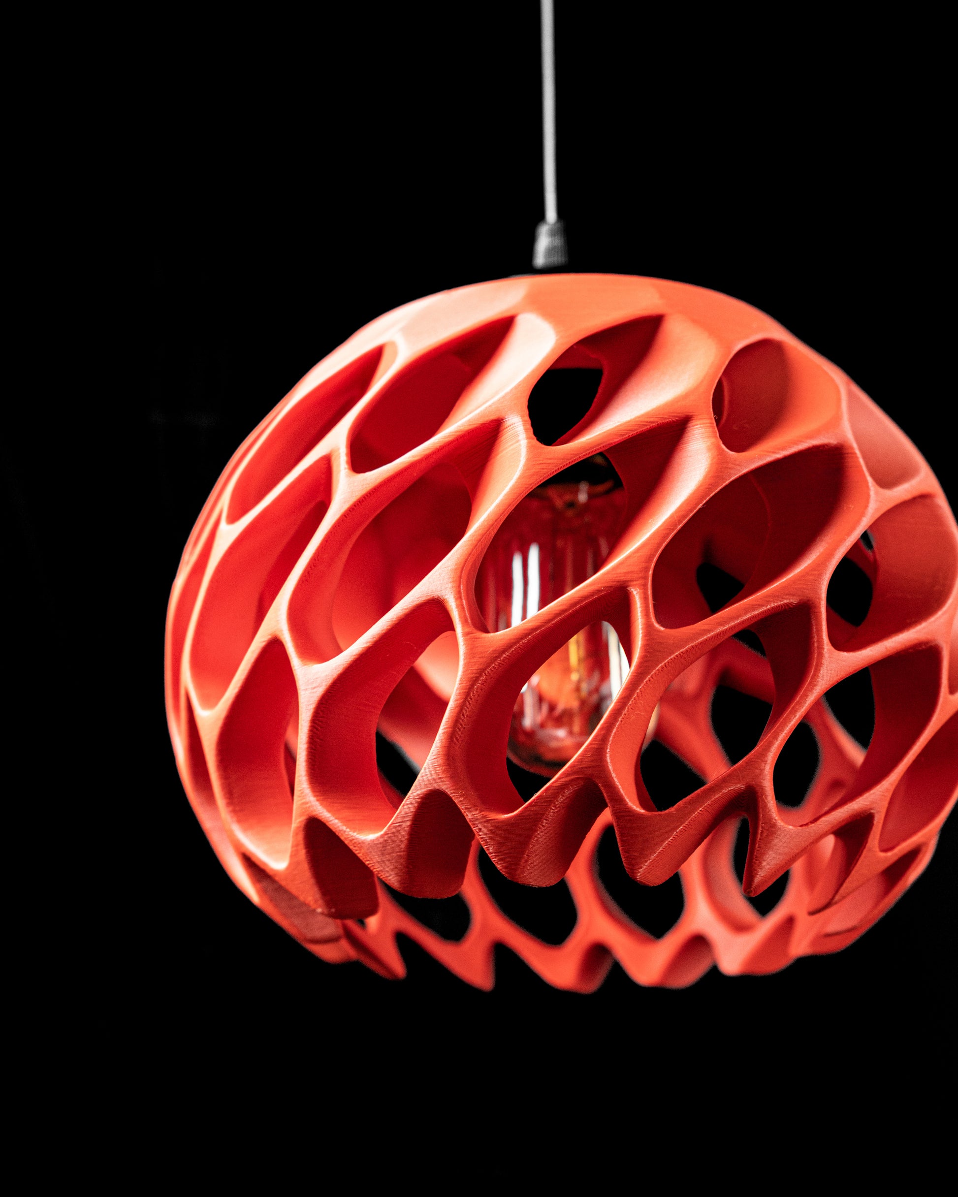 Závesná lampa Exo