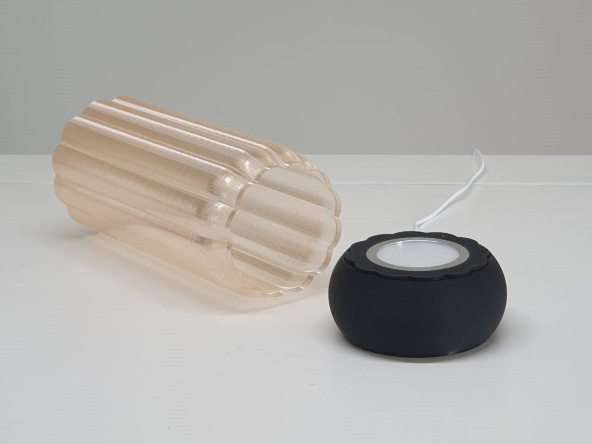 Moderná lampa