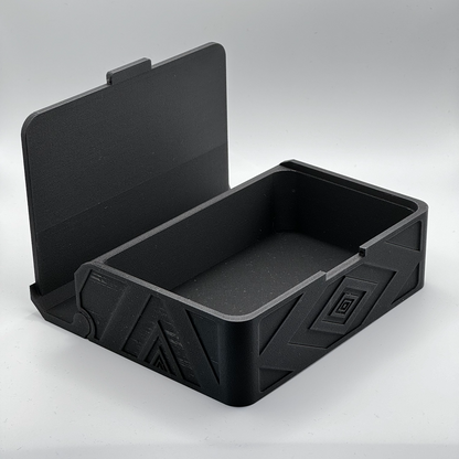hinged box with pattern