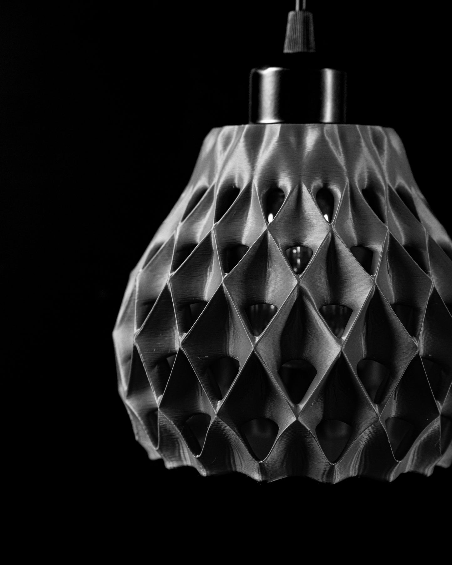 Závesná lampa Cone