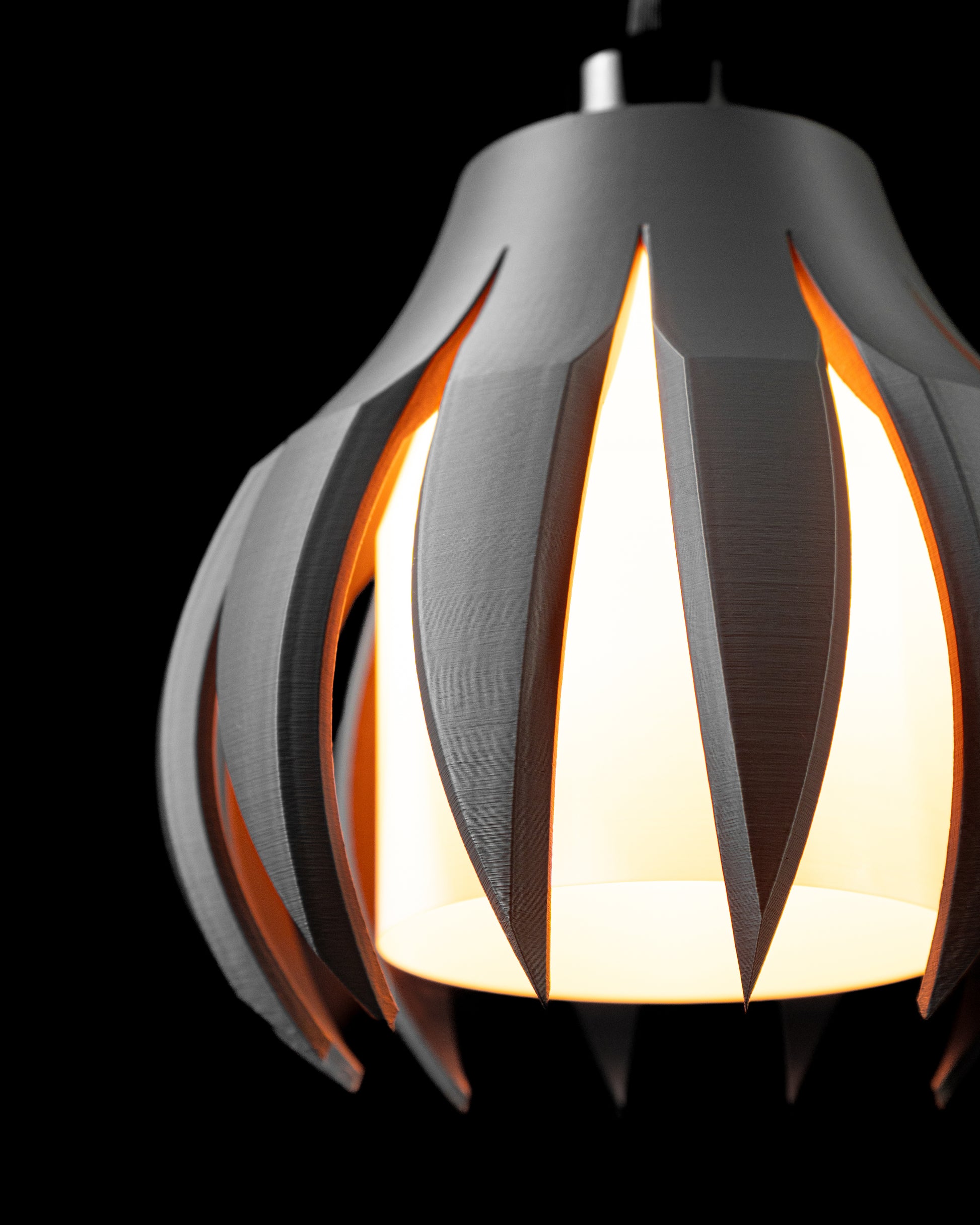 Závesná lampa Claw