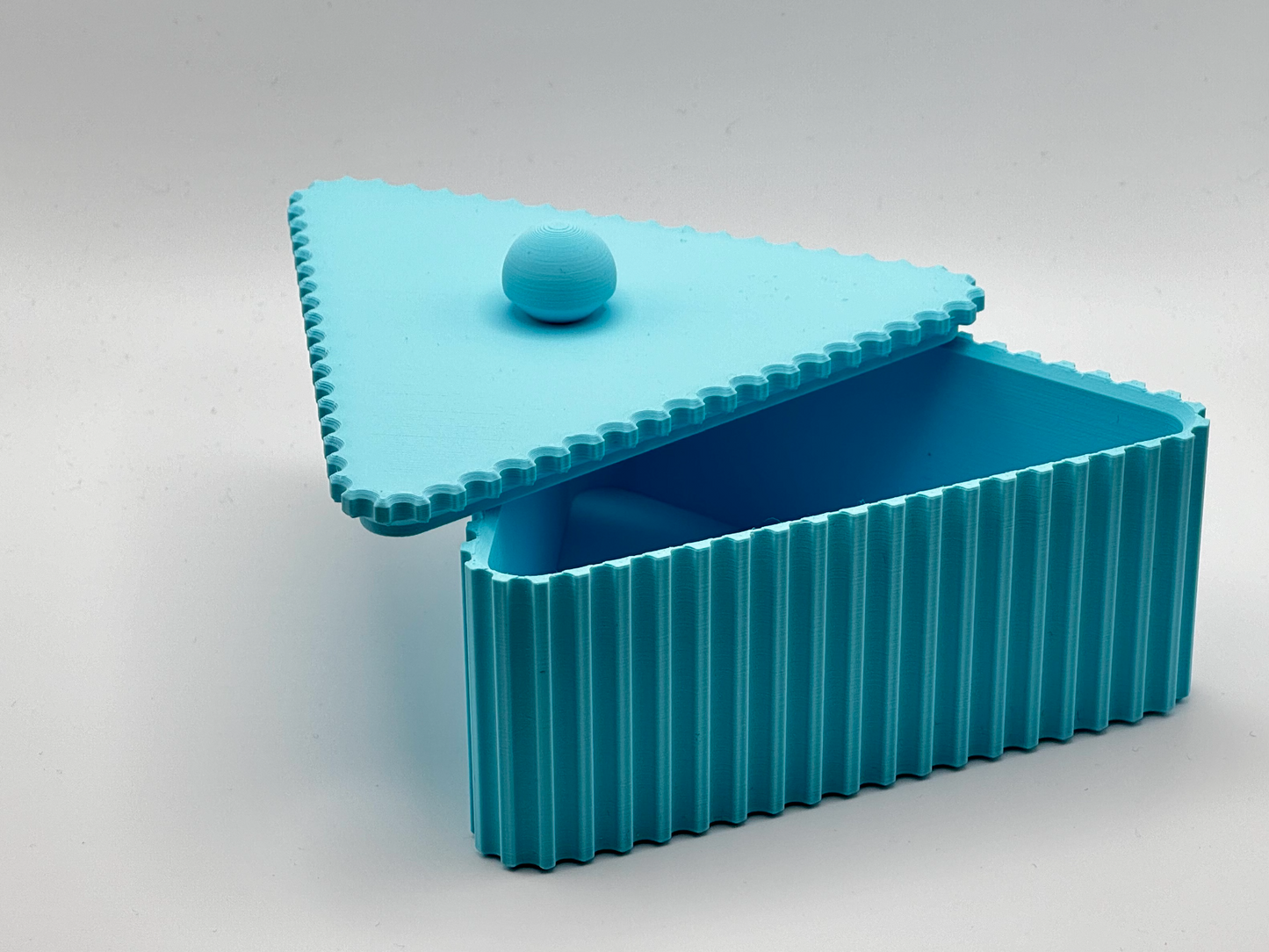 triangular box