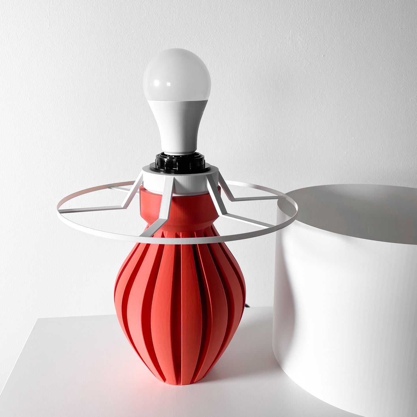 Lampa Okomi