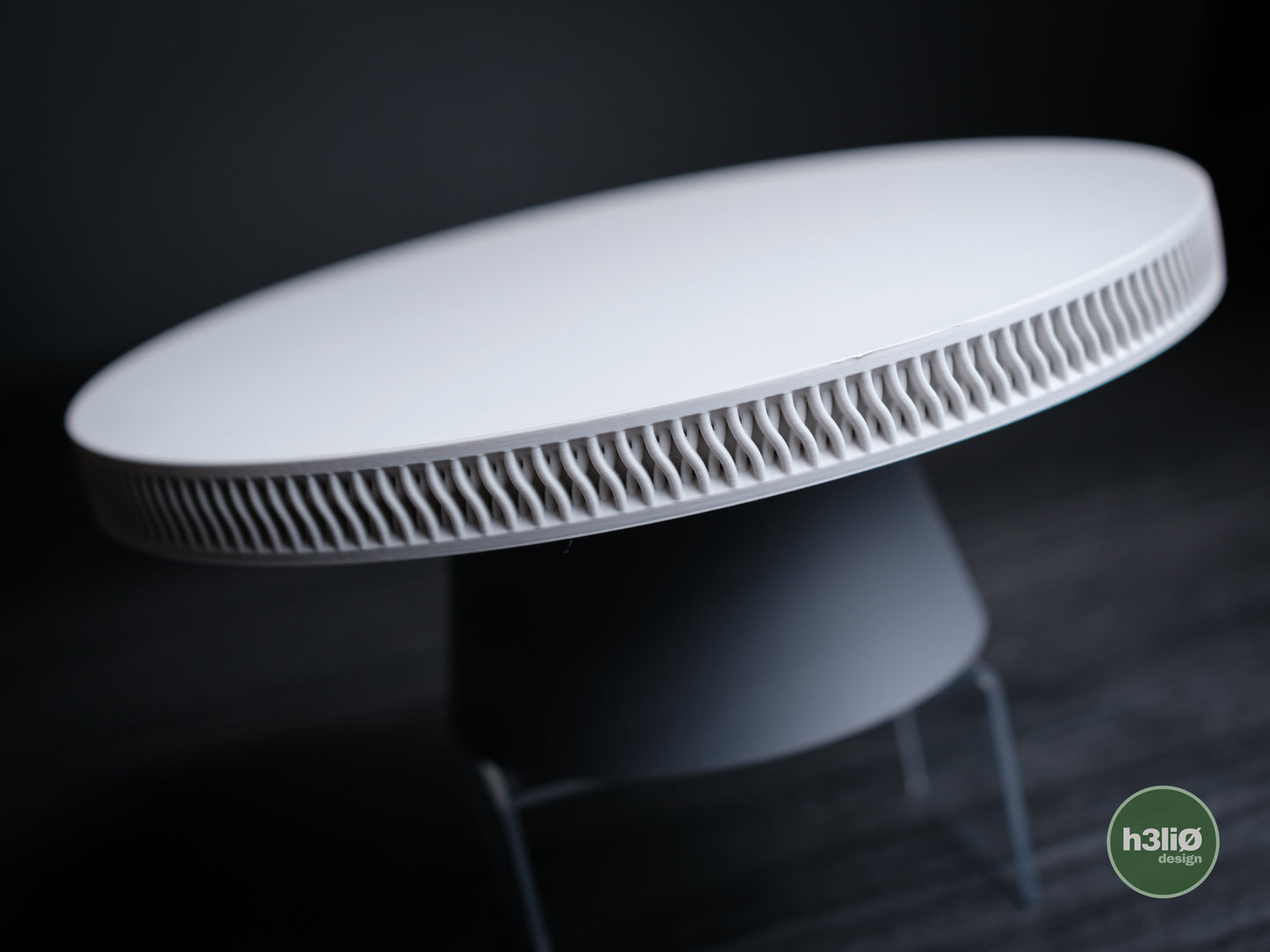 horizon · cake plate
