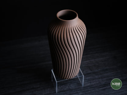 radiate · vase