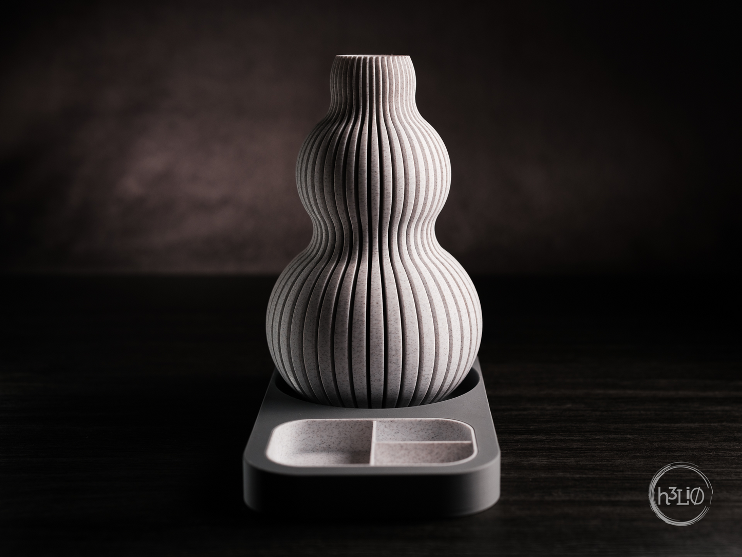 nimbus · vase