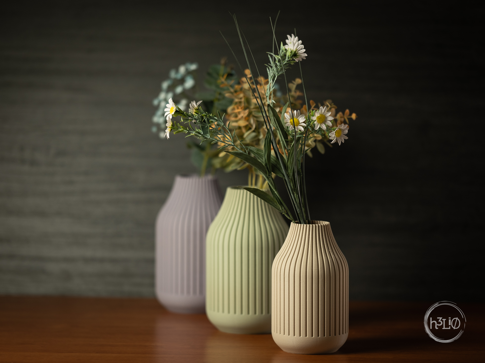strata · vase