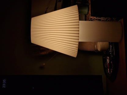 Pleated Light – plisovaná stolová lampa pre IKEA STRALA