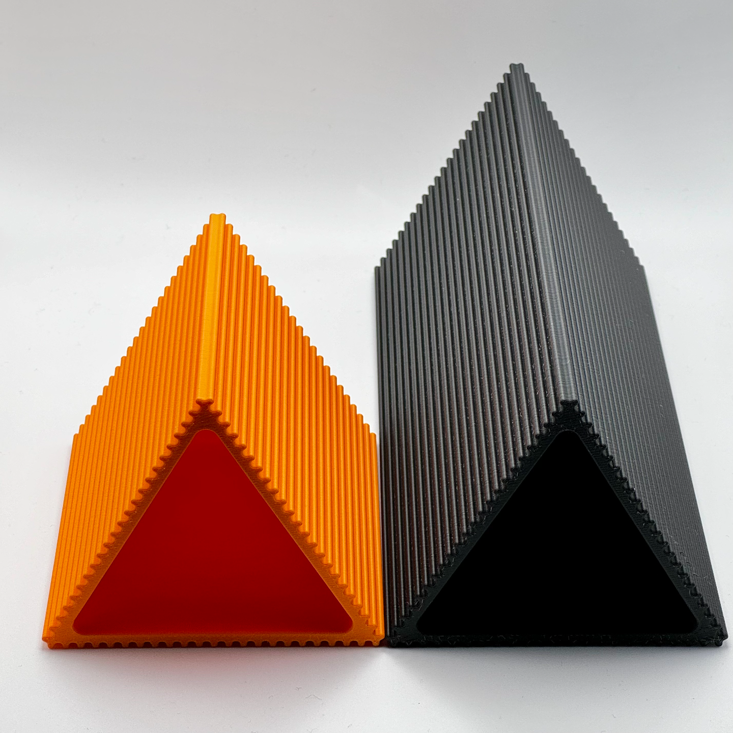 triangular pots with pattern