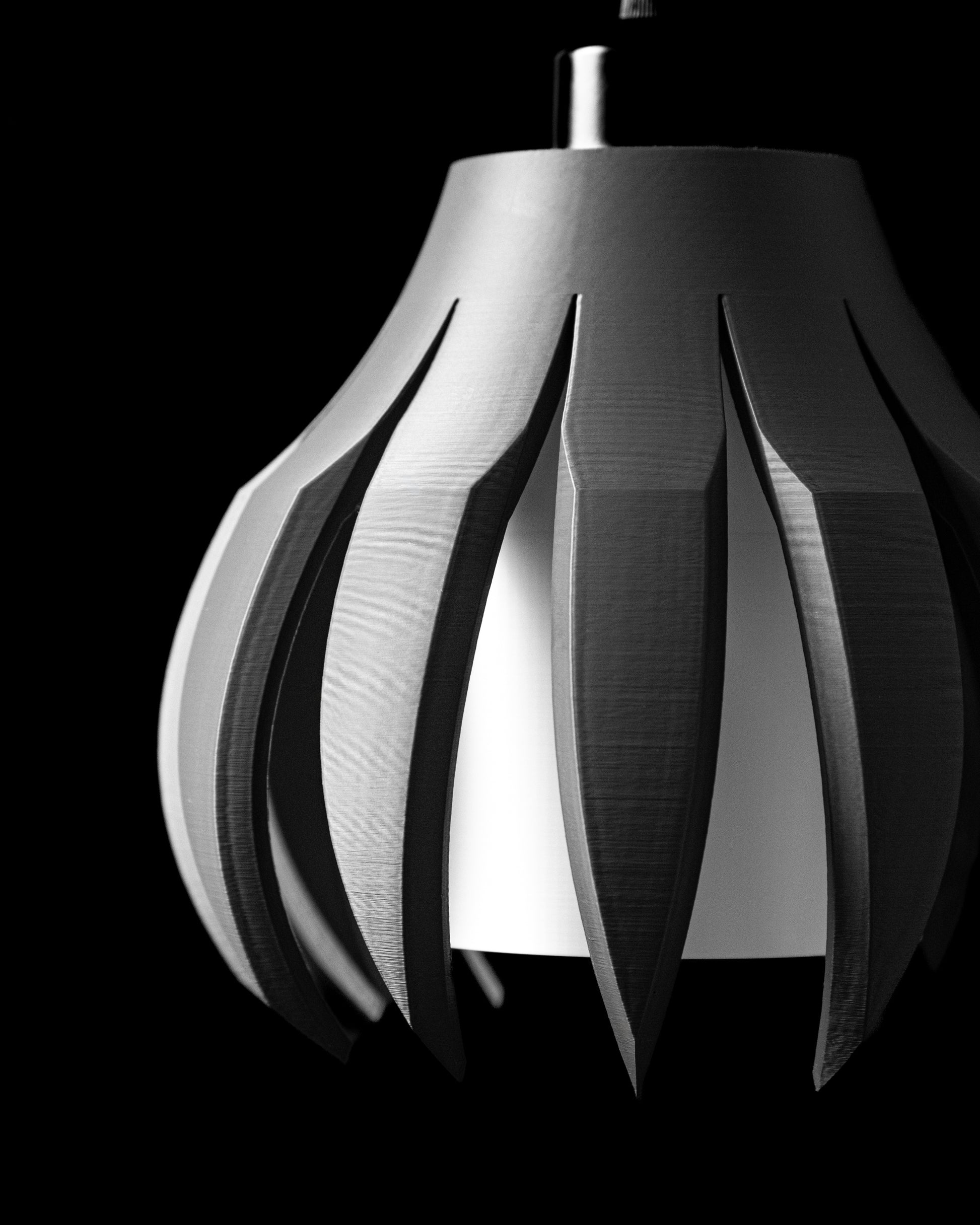Závesná lampa Claw