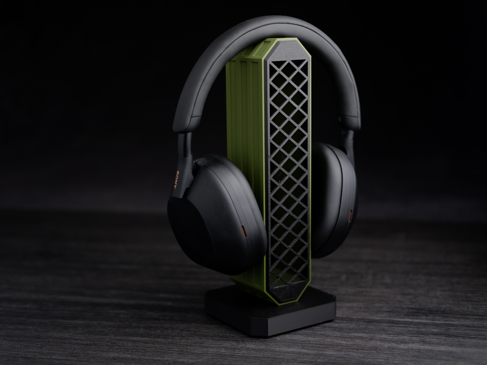 headphone stand · reDesk