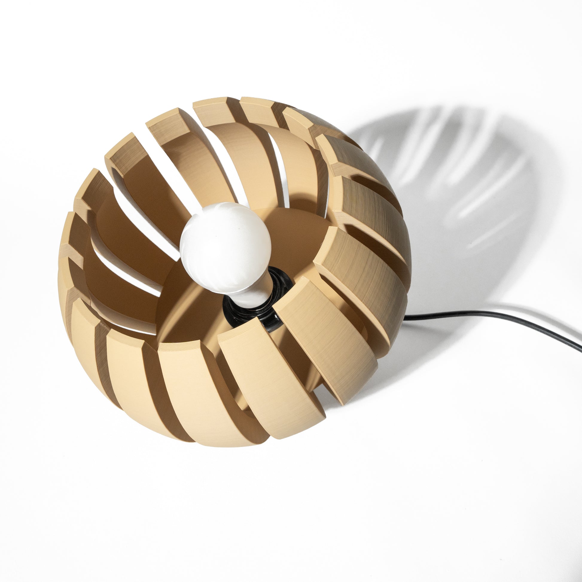 Závesná lampa Oromi