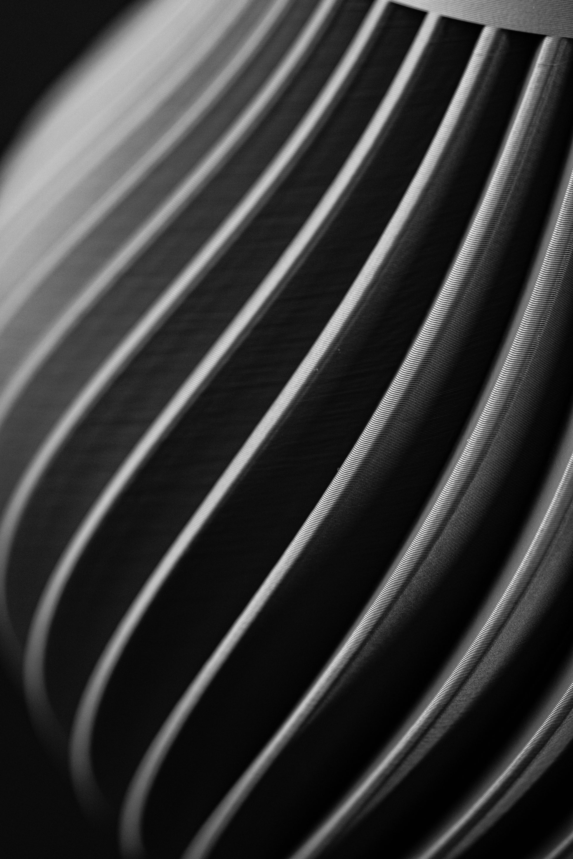Závesná lampa Ridged