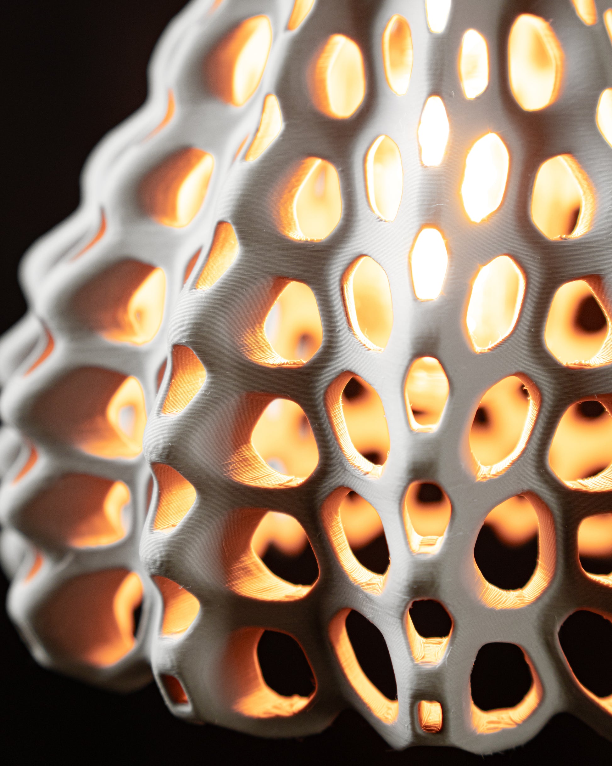 Závesná lampa Hive