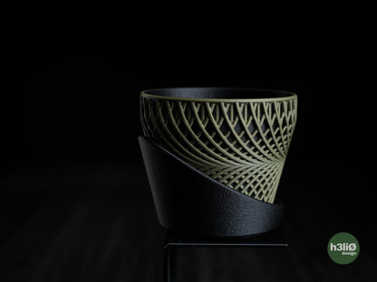 adrift • planter