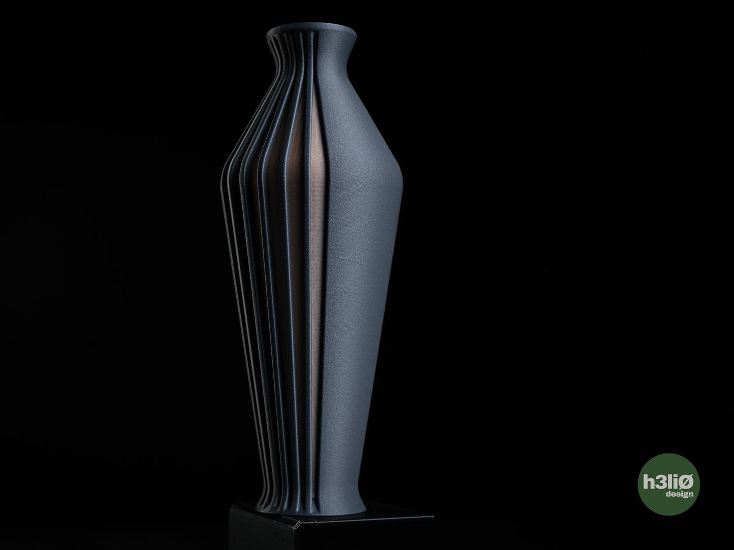 evora • vase