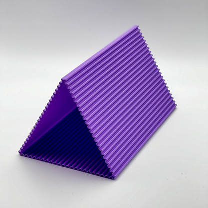 triangular pots with pattern