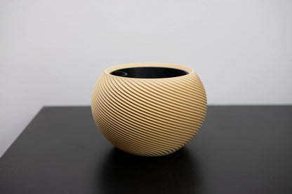 SFERA #2 – organický kvetináč s geometrickým reliéfom