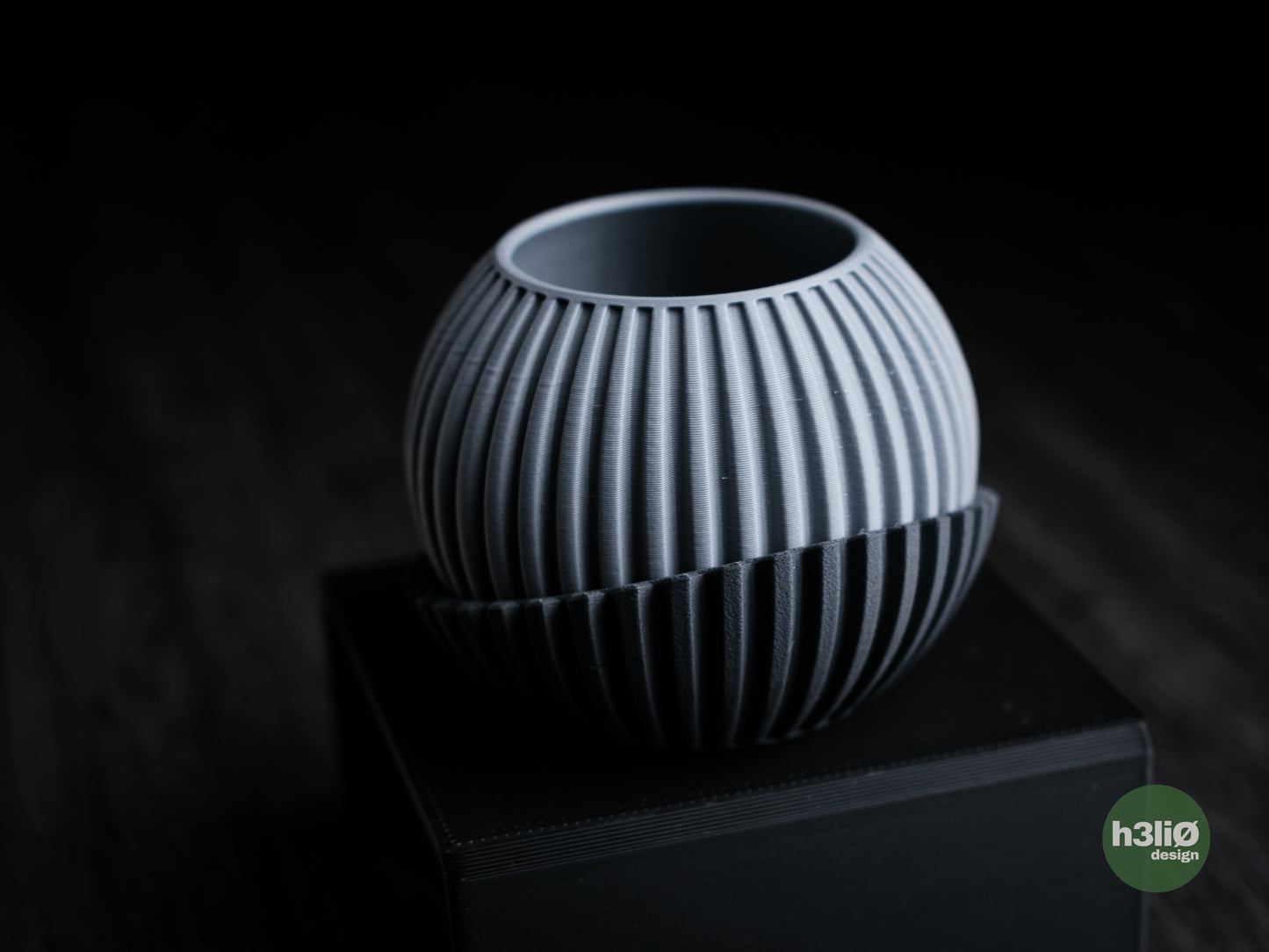 zenith • planter