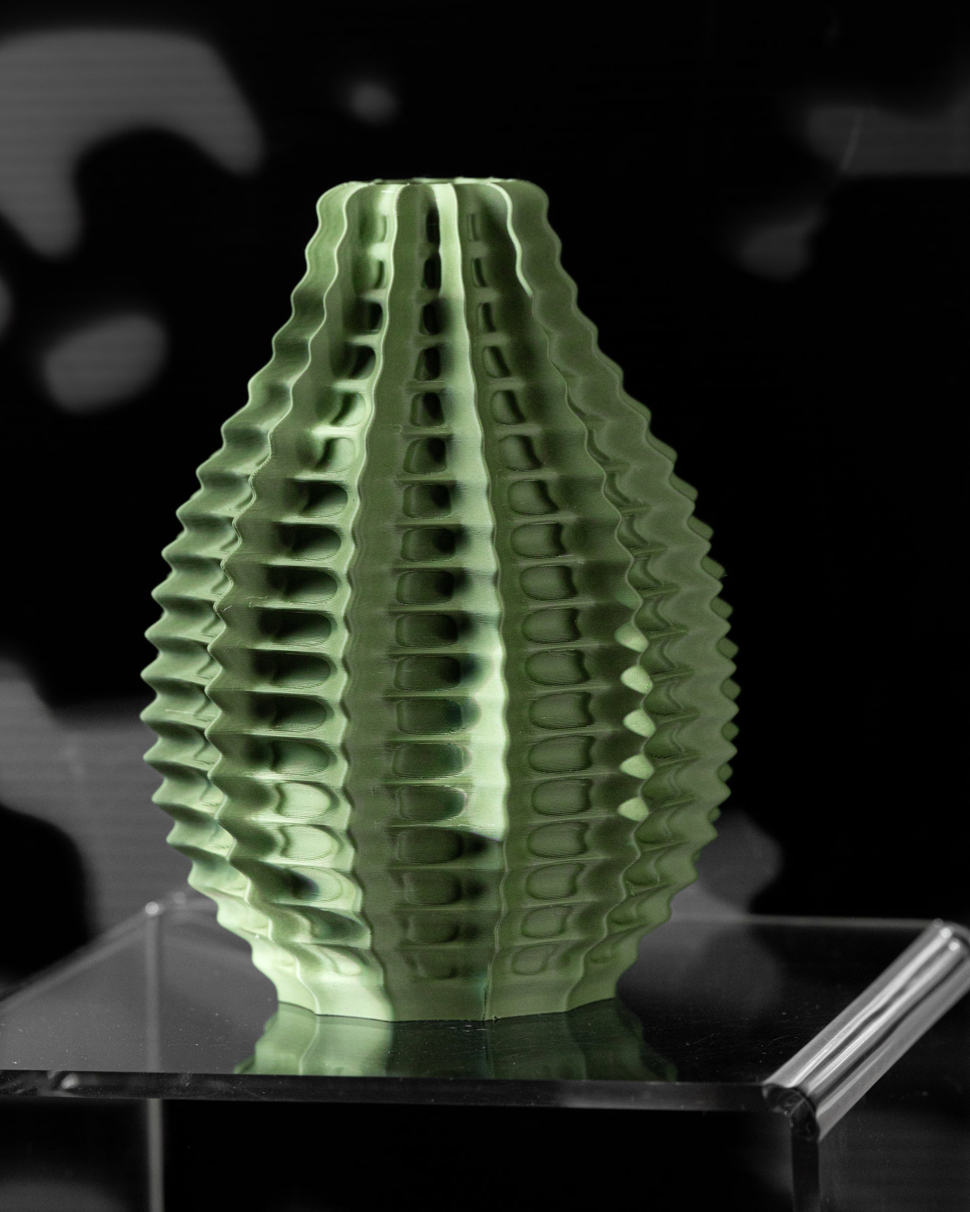 Váza Ribbed