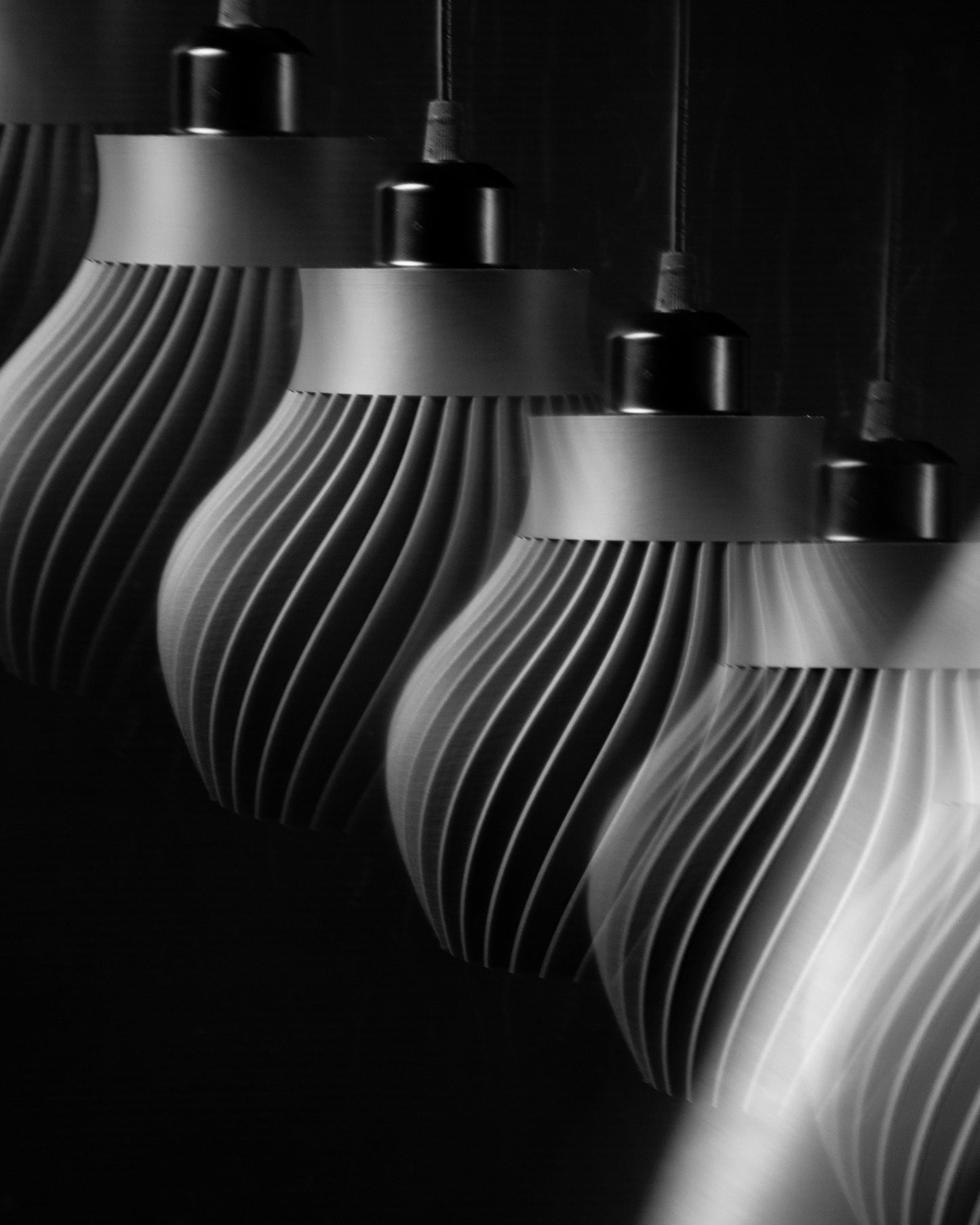 Závesná lampa Ridged