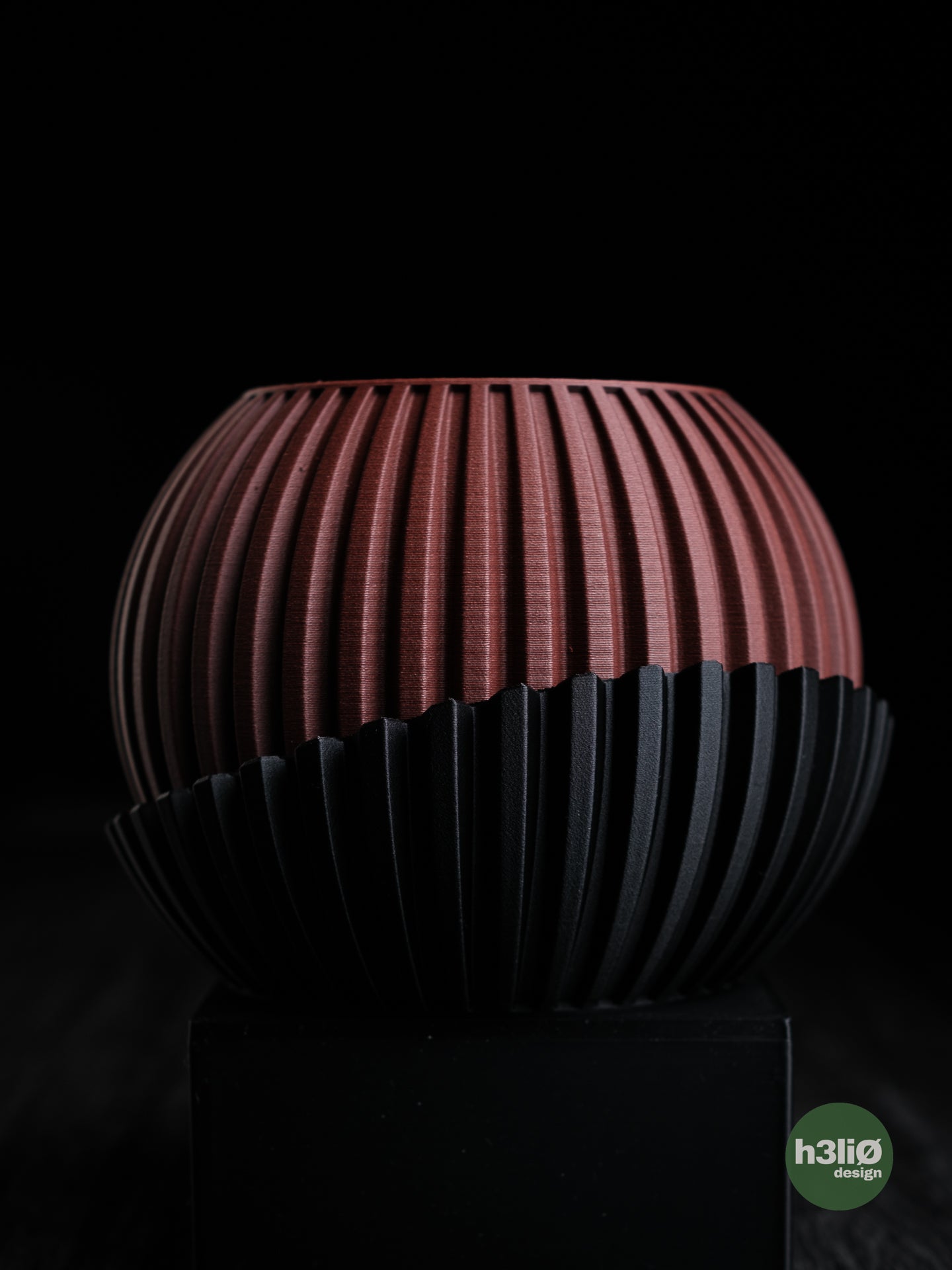 zenith • planter