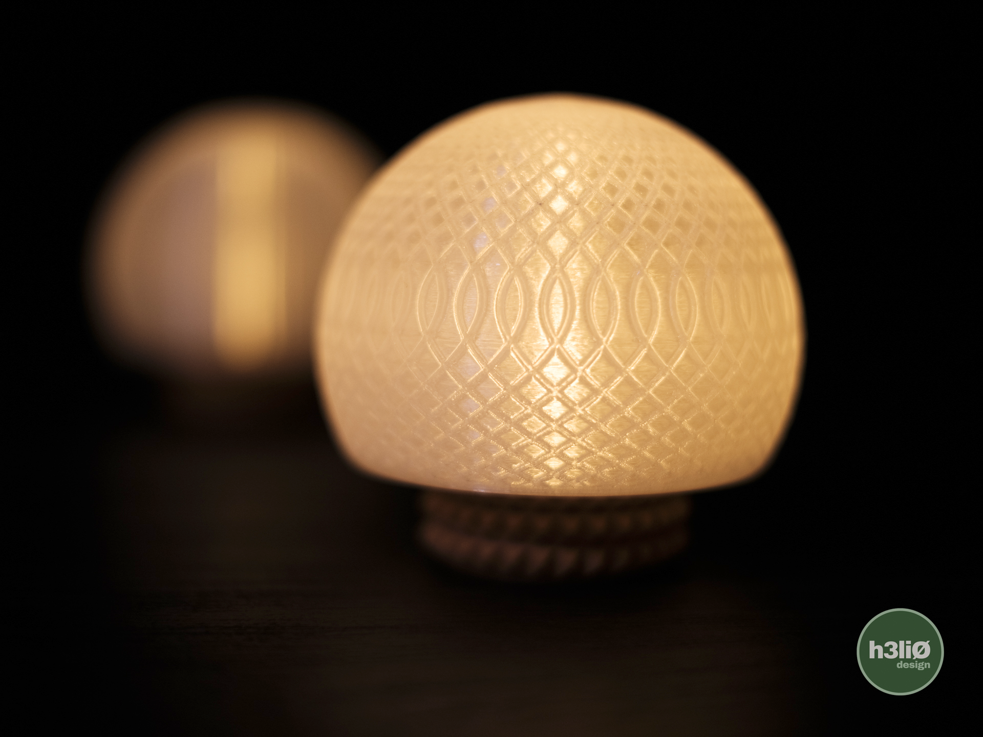 orbs · tealight