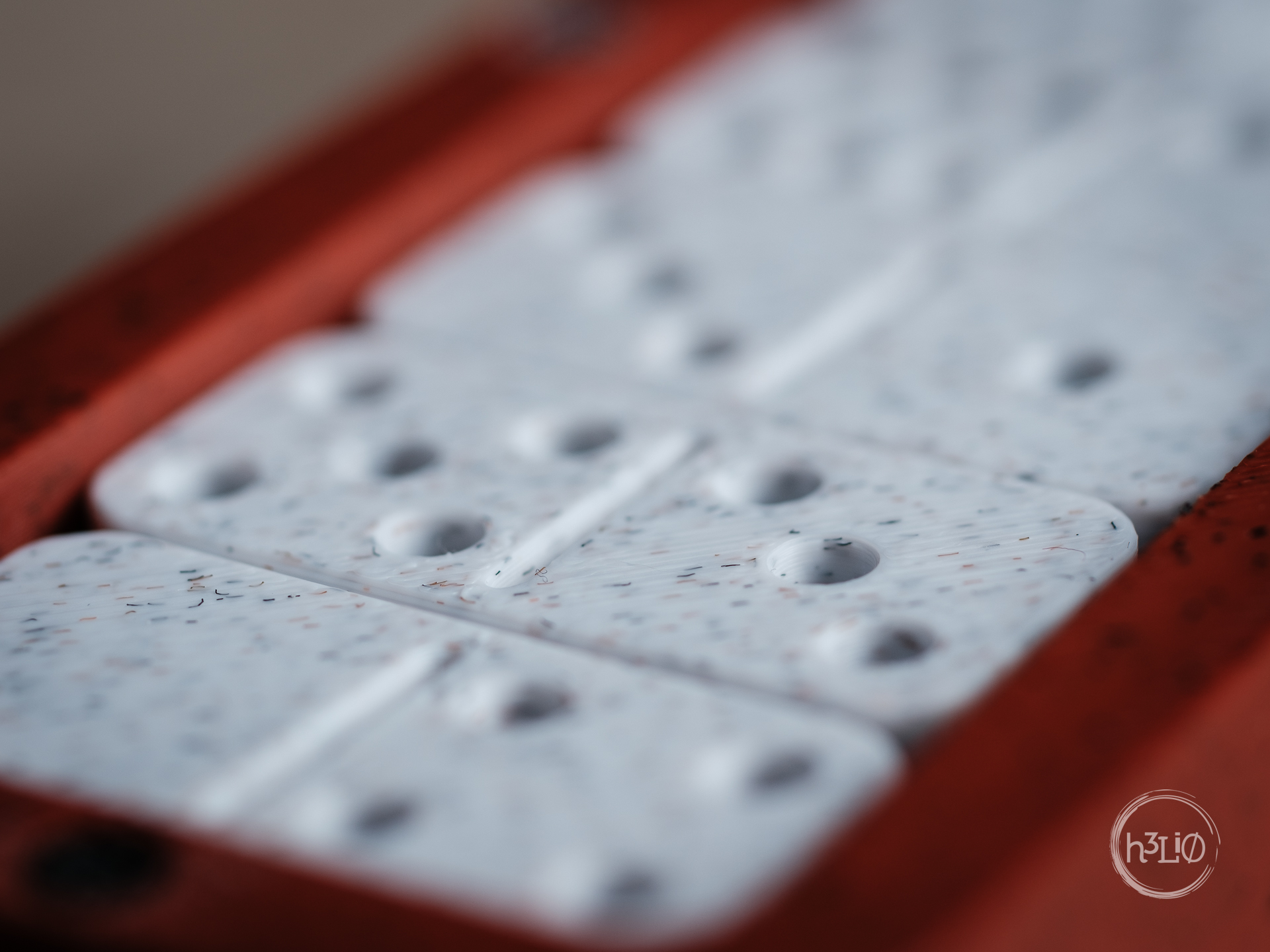 dominoes · standard and mini