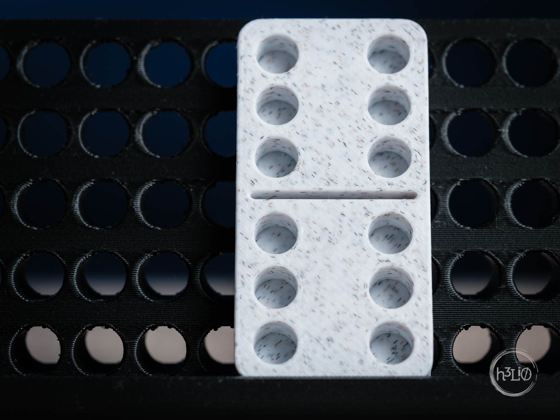 dominoes · standard and mini