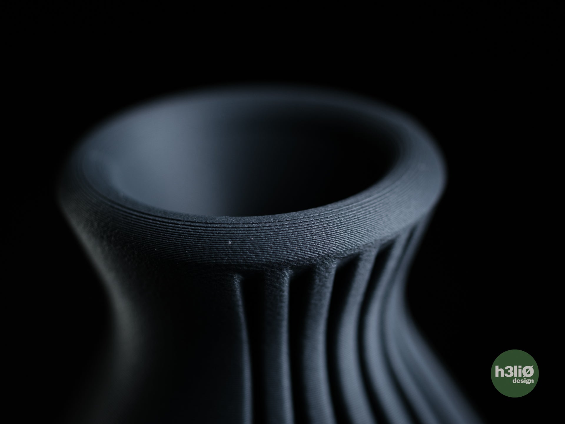 evora • vase