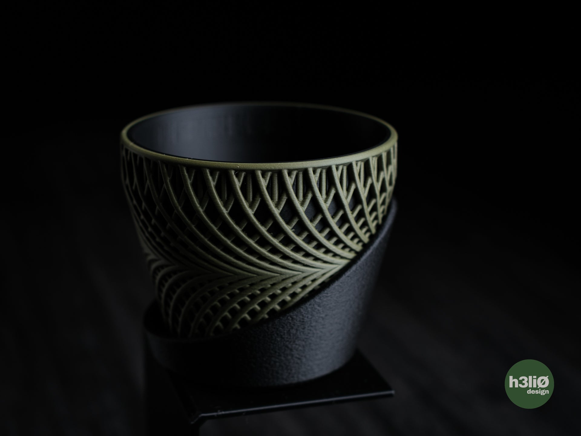 adrift • planter
