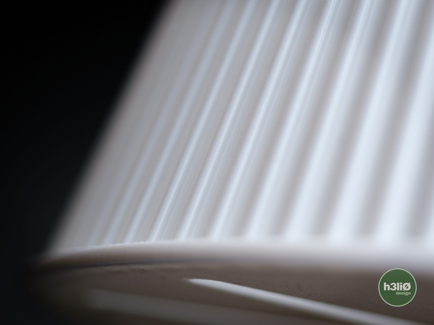 lucent · lamp