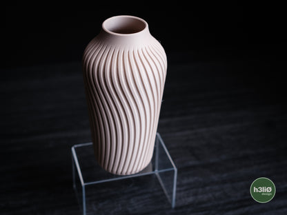 radiate · vase