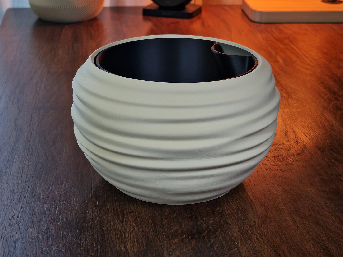 Japandi Wabi-Sabi – kvetináč so zavlažovaním