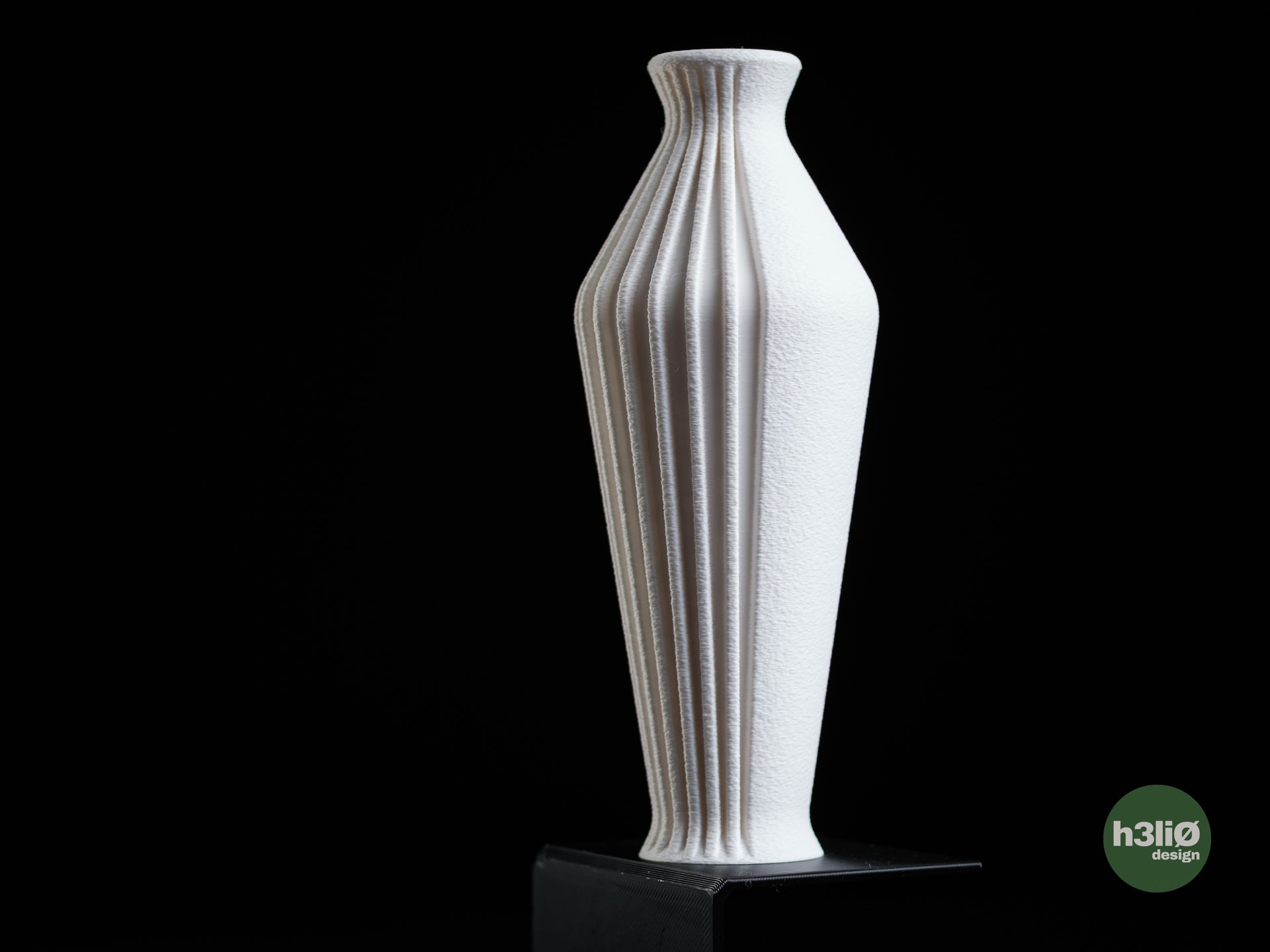 evora • vase