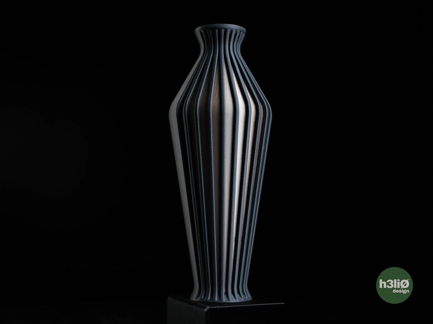 evora • vase