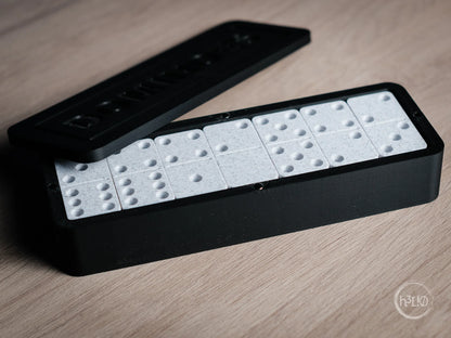 dominoes · standard and mini