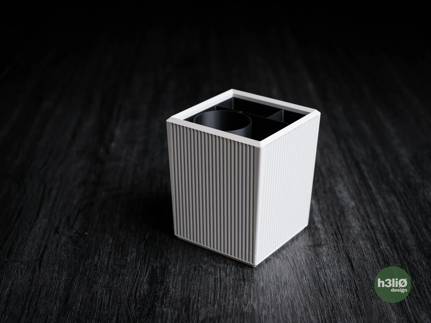 clarit • pen holder