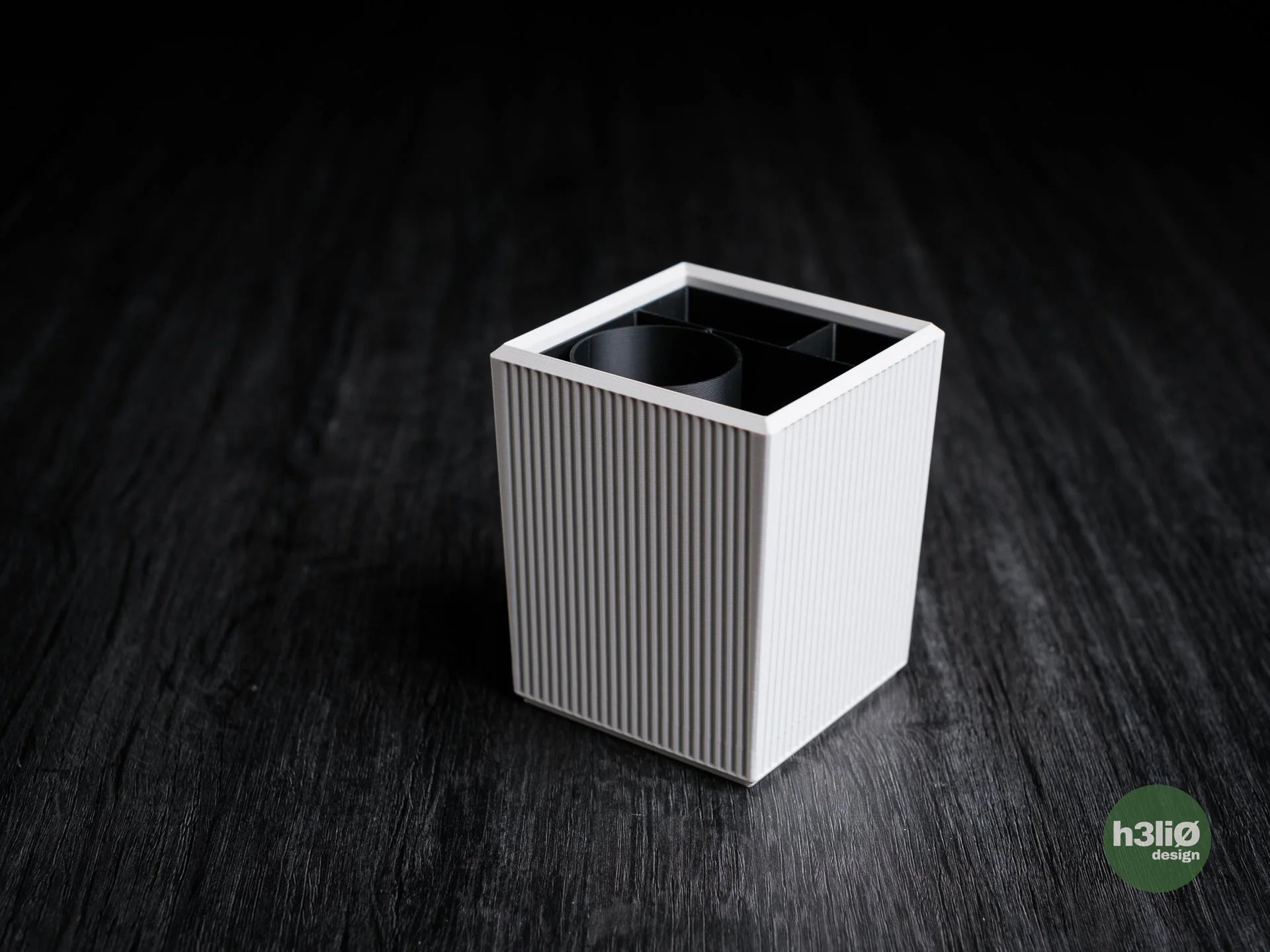 clarit • pen holder