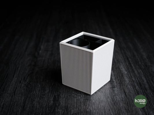 clarit • pen holder