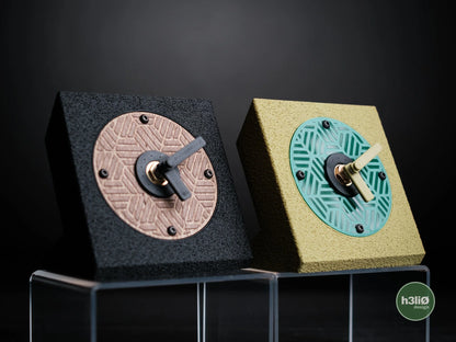 vexel · desk clock