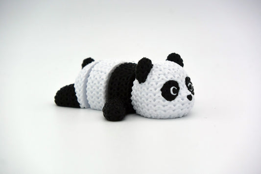 Pletená pohyblivá panda